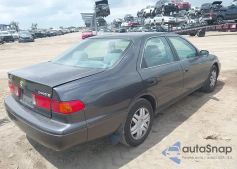 2000 Toyota Camry Le из США, поврежденный, VIN 4T1BG22K1YU735987
